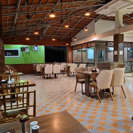 Hillrock Resort & Villas, Neral-คาร์จัต ภายนอก รูปภาพ